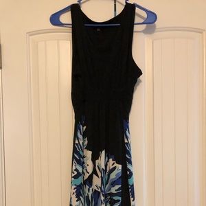 Apt 9 size XL sleeveless dress black with shades of blue and white/off white